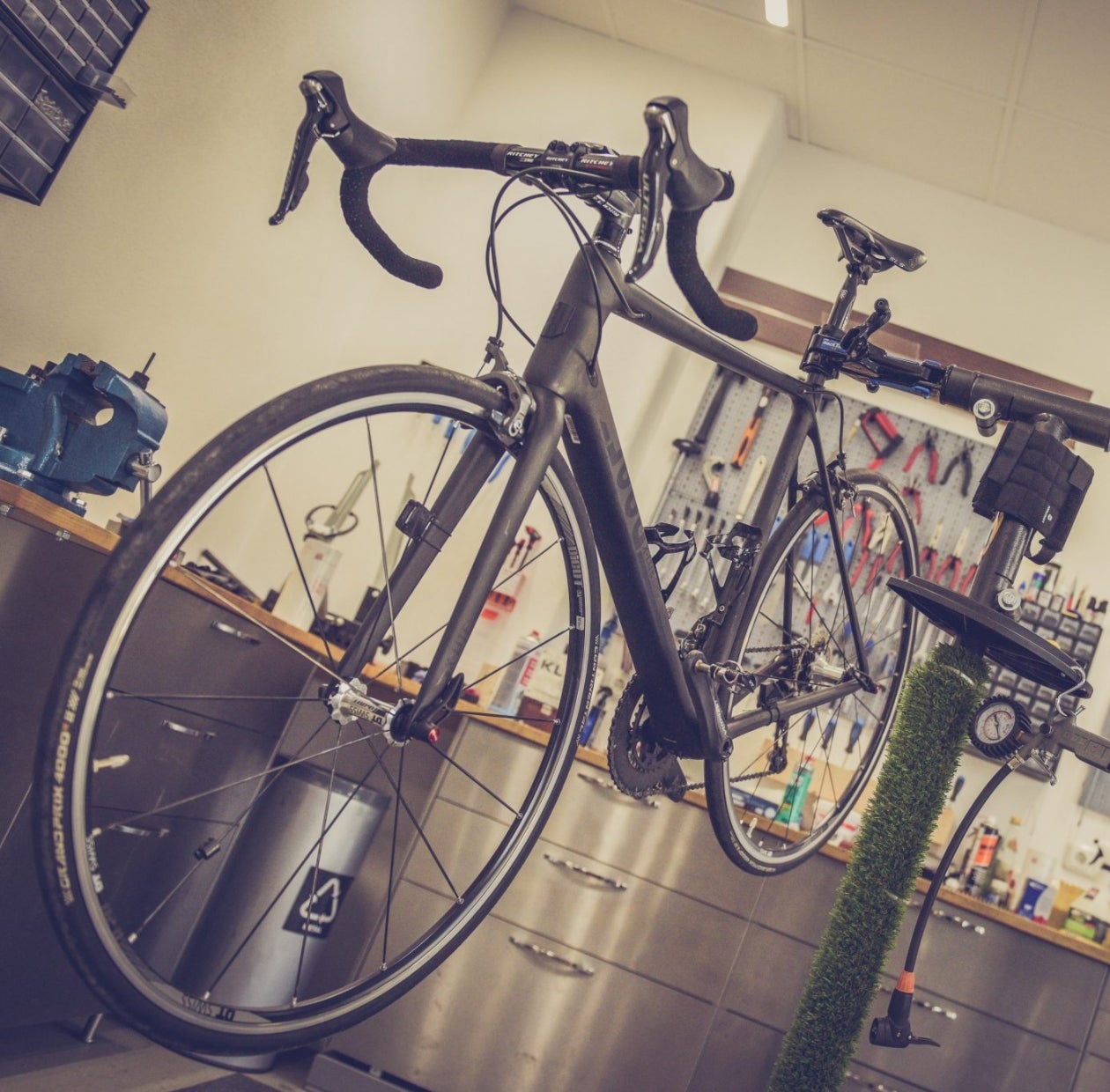 Why Working on a Bike Is Like Offering Customers Self-Service Insurance Capabilities 1